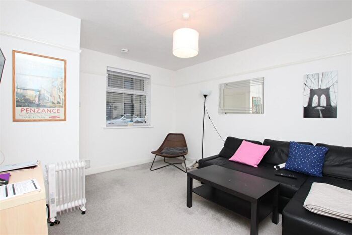 2 Bedroom Semi-Detached Bungalow To Rent In Combe Road, Bath, BA2