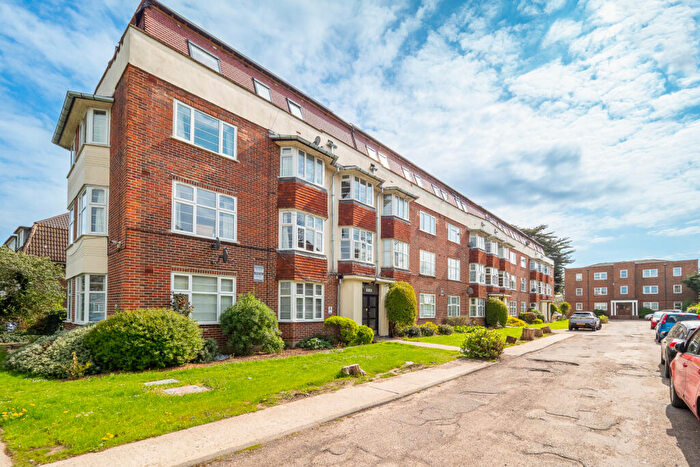 2 Bedroom Apartment To Rent In London Road, Cheam, Sutton, SM3