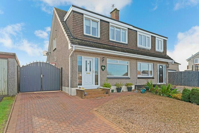 3 Bedroom Semi-Detached House For Sale In Duddingston Drive, Kirkcaldy, KY2