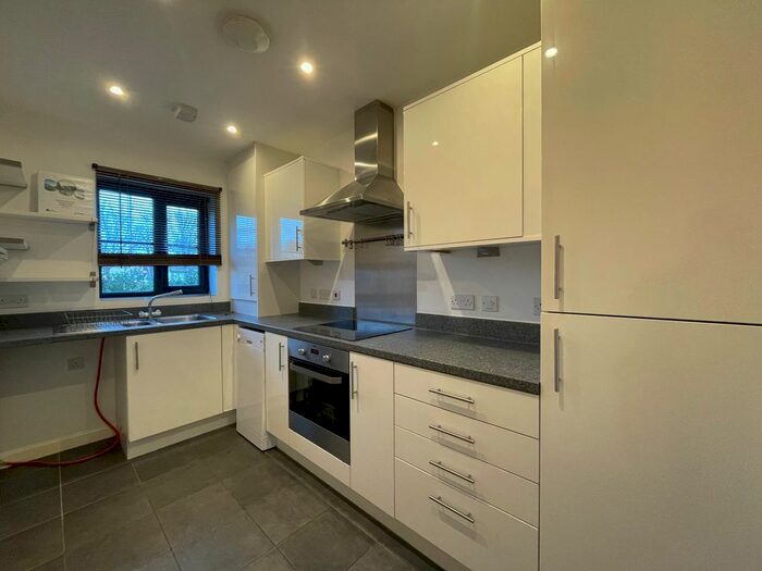 2 Bedroom End Of Terrace House To Rent In Sydenham Drive, Leamington Spa, CV31