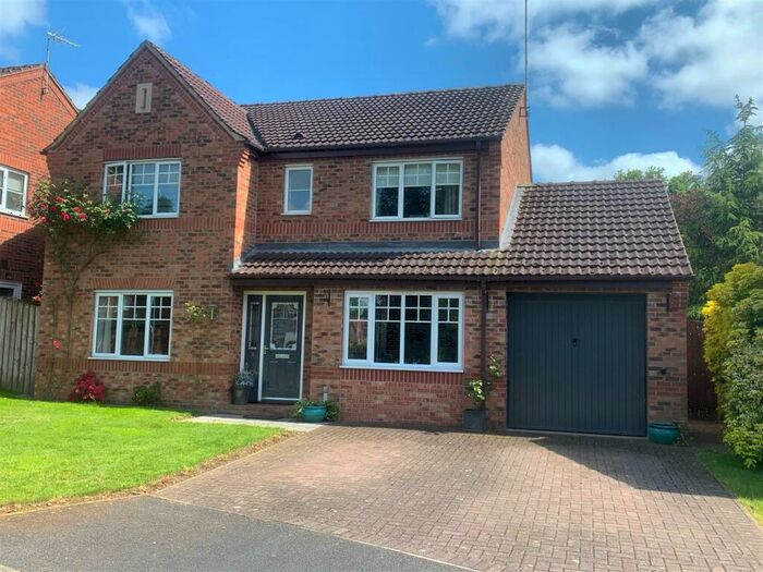 4 Bedroom Detached House For Sale In Yew Tree Way, Coddington, NG24