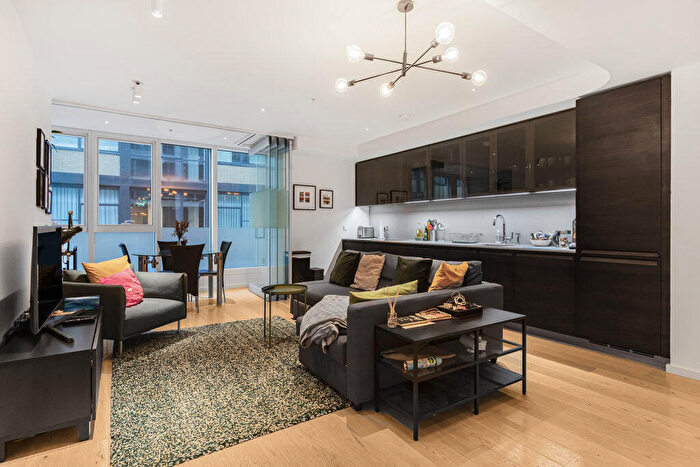 2 Bedroom Apartment To Rent In Long Street, London, E2