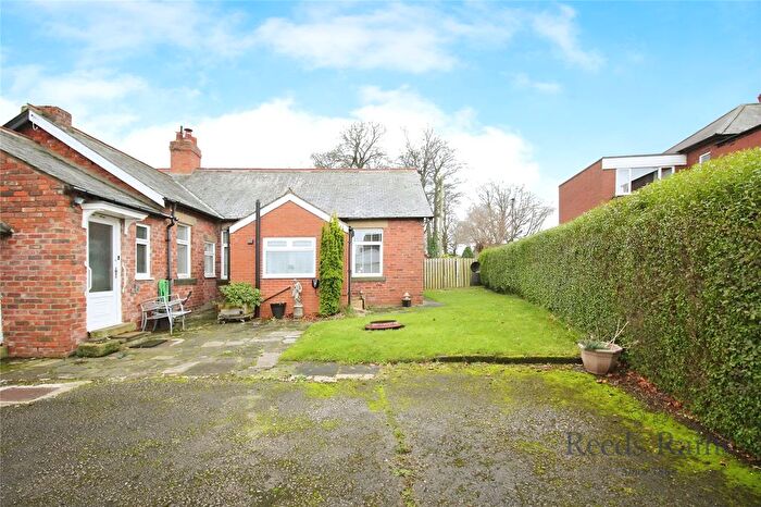 2 Bedroom Bungalow For Sale In West Avenue, Westerhope, Newcastle Upon Tyne, Tyne And Wear, NE5
