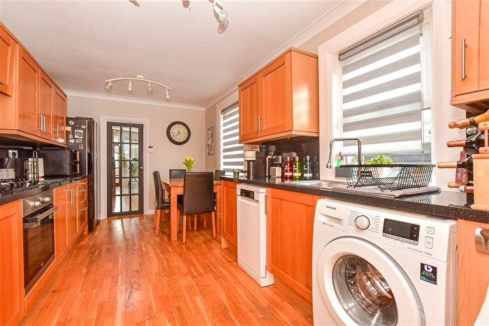 3 Bedroom Terraced House For Sale In Heathfield Avenue, Dover, Kent, CT16