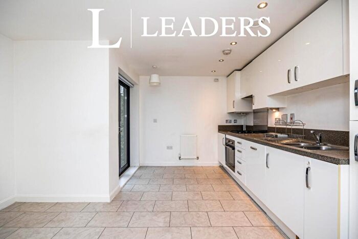 1 Bedroom Flat To Rent In Walnut Tree Close, Guildford, GU1