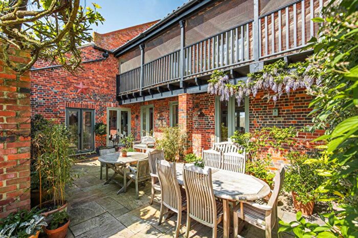 5 Bedroom Barn Conversion For Sale In Substantial Barn Conversion In Sedgeford, PE36