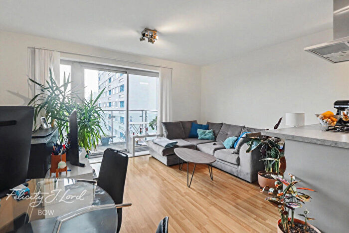 1 Bedroom Flat To Rent In Merchant Street, London, E3