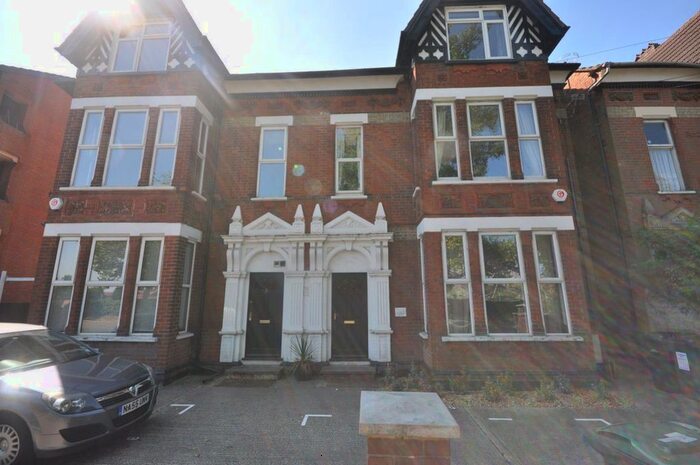 1 Bedroom Flat To Rent In Clapham Road, Bedford MK41