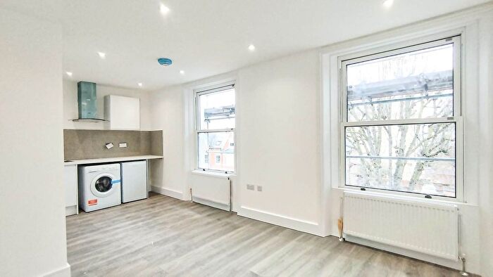 Studio To Rent In Florence Road, Ealing, W5