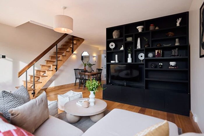 3 Bedroom Terraced House To Rent In Hollydale Road, Peckham, SE15