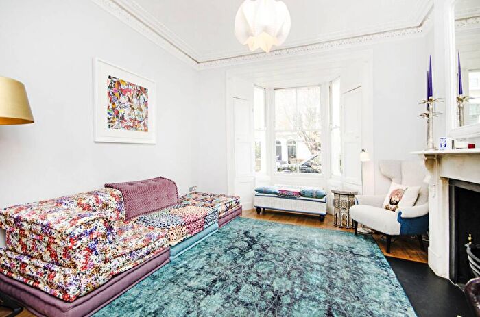 5 Bedroom Terraced House To Rent In Southborough Road, Victoria Park, London, E9