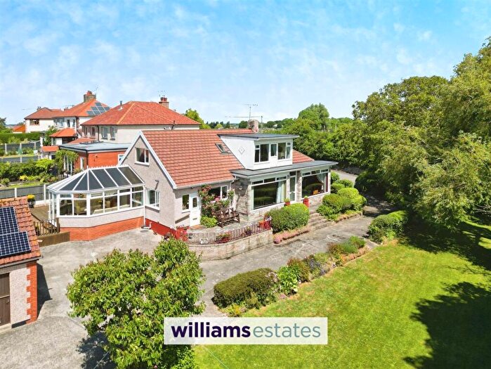 4 Bedroom Detached Bungalow For Sale In Ffordd Penrhwylfa, Prestatyn, LL19