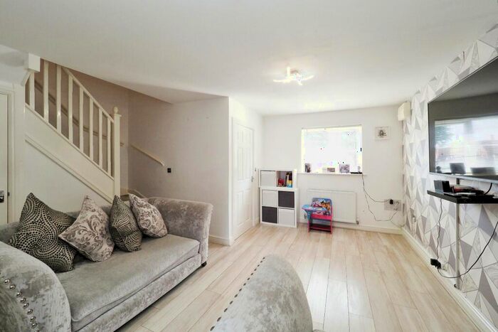 3 Bedroom Terraced House For Sale In Unwin Road, Sutton-in-ashfield, NG17