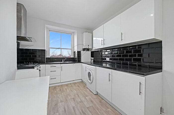 1 Bedroom Flat To Rent In Churchfield Road, Acton, W3