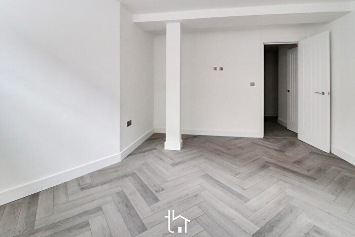 2 Bedroom Apartment To Rent In Canal Street, Wigston, LE18