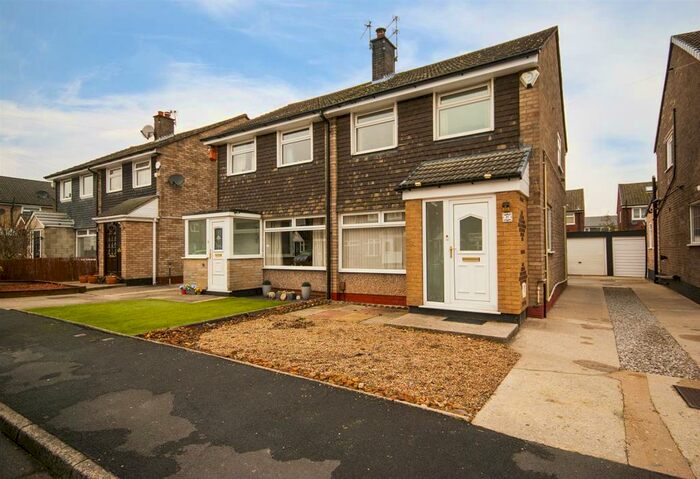 3 Bedroom Semi-Detached House To Rent In Fairford Way, Stockport, SK5