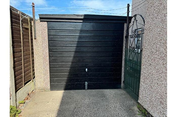Garages To Rent In Eastwood Road North, Leigh-on-Sea, Southend-on-Sea, SS9