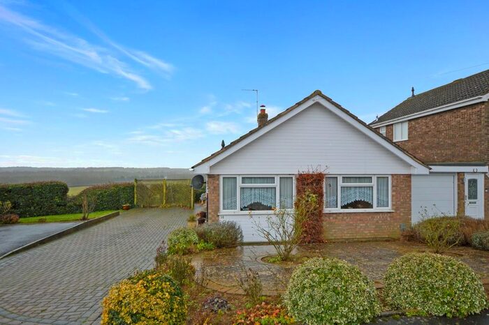 2 Bedroom Detached Bungalow For Sale In Clare Close, Earls Barton, Northampton, NN6