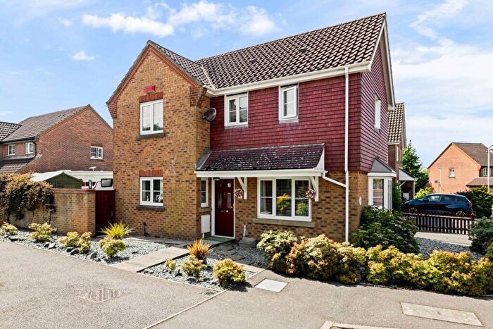 3 Bedroom Detached House For Sale In Webster Way, Hawkinge, Folkestone, CT18