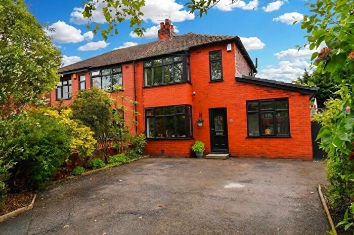 4 Bedroom Semi-Detached House For Sale In Higher Green Lane, Astley, M29