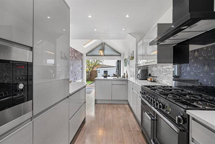 4 Bedroom Terraced House For Sale In Eastbourne Road, Seaford, BN25