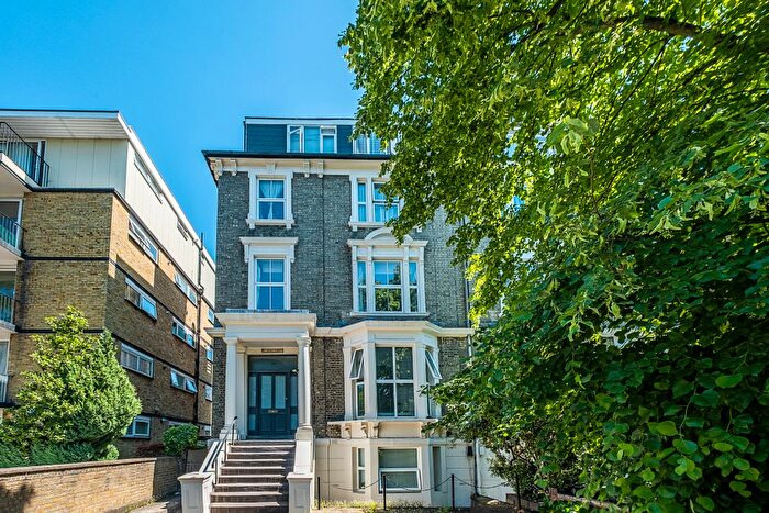 1 Bedroom Flat For Sale In Haverstock Hill, London, NW3
