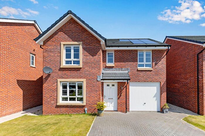 4 Bedroom Detached House For Sale In Charles Wilson Avenue, Bilston, Roslin, EH25