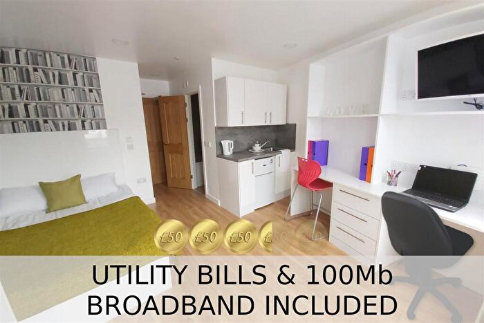 Studio To Rent In Tiverton Road, B29