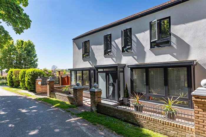 4 Bedroom Detached House For Sale In South Thoresby, Alford, LN13