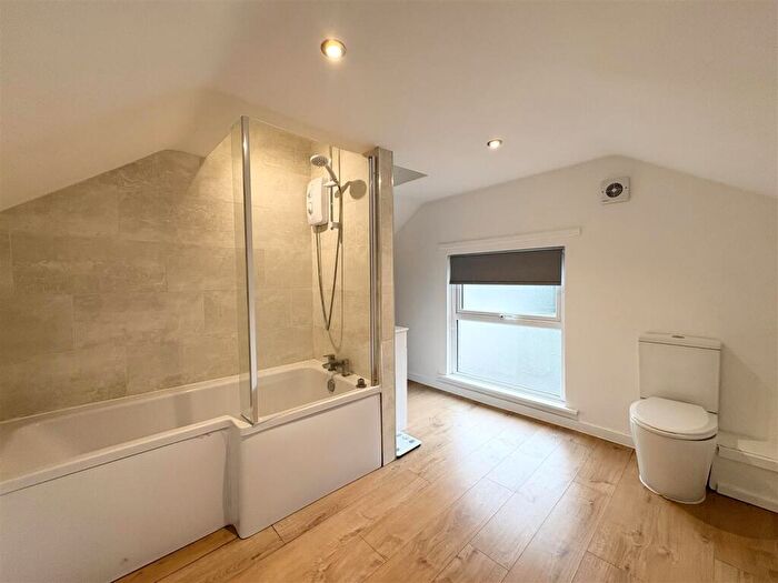 1 Bedroom Apartment To Rent In Park Road, Nottingham, NG7