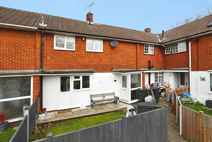 3 Bedroom Terraced House For Sale In Hockley Road, Basildon, Essex, SS14