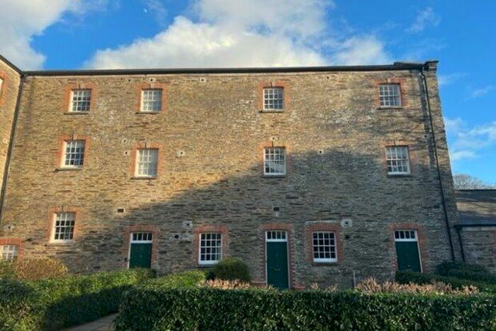 3 Bedroom Property To Rent In Chy Hwel, Truro, TR1