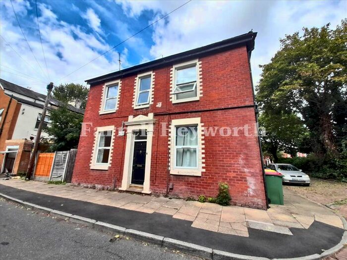 2 Bedroom Flat To Rent In River Parade, Preston, PR1