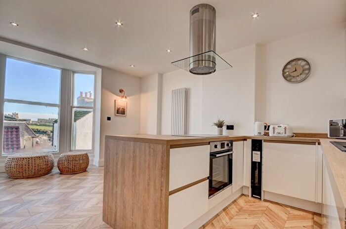 1 Bedroom Flat For Sale In Routh Walk, Whitby, YO21