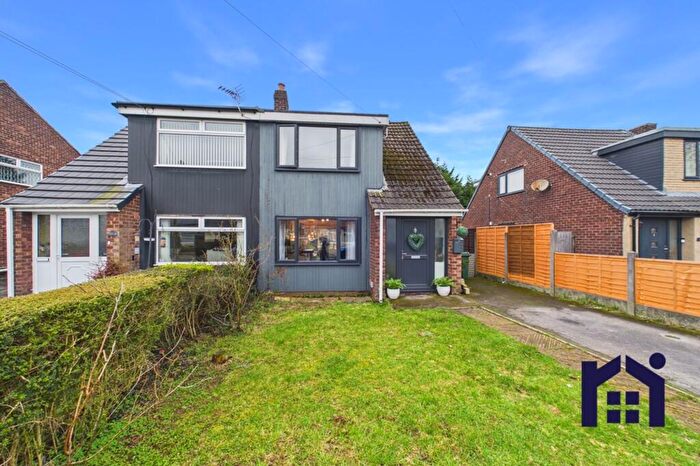 3 Bedroom Semi-Detached House For Sale In Pennine Avenue, Euxton, PR7