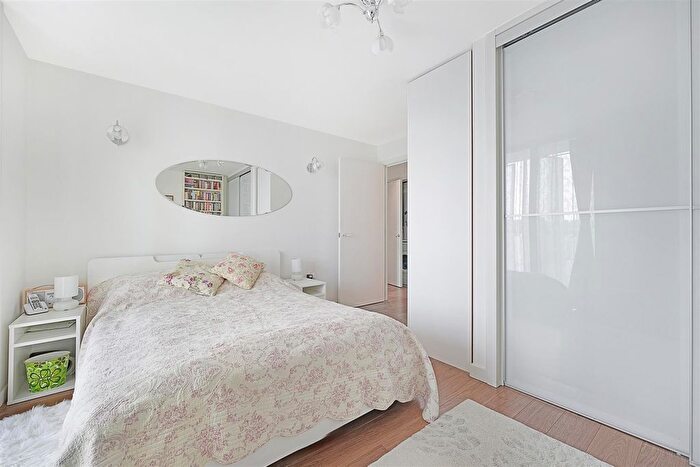 1 Bedroom Flat For Sale In Hudson Apartments, New River Village, Hornsey, N8