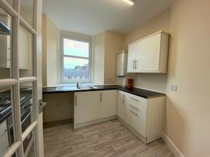 2 Bedroom Flat To Rent In Union Lane, Perth, Perthshire, PH1