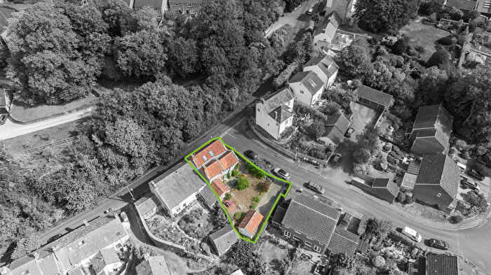 5 Bedroom Semi-Detached House For Sale In Bove Town, Glastonbury, Somerset, BA6