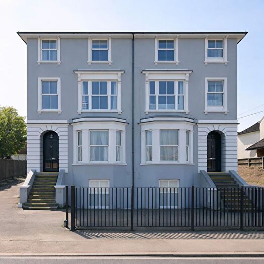 Studio To Rent In Ash Road, Aldershot, GU12