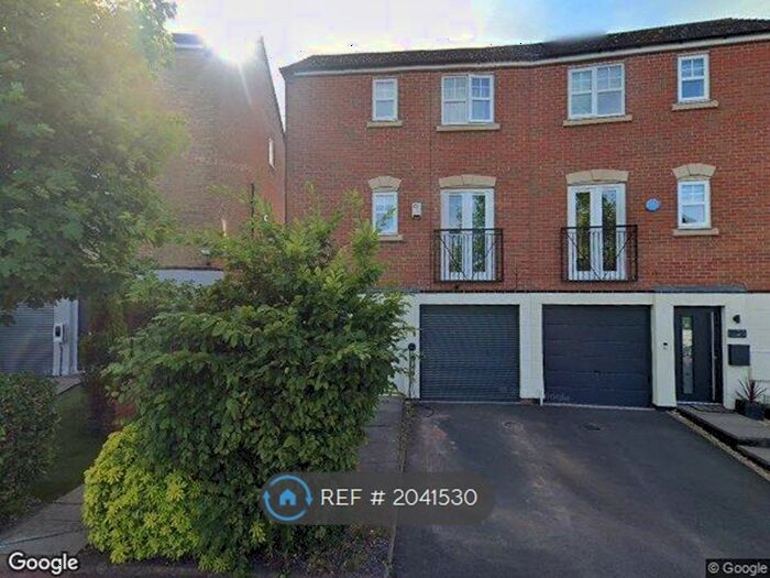 4 Bedroom Semi-Detached House To Rent In Pheasant Way, Cannock, WS11