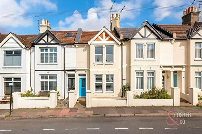 3 Bedroom Maisonette For Sale In Whippingham Road, Brighton, BN2