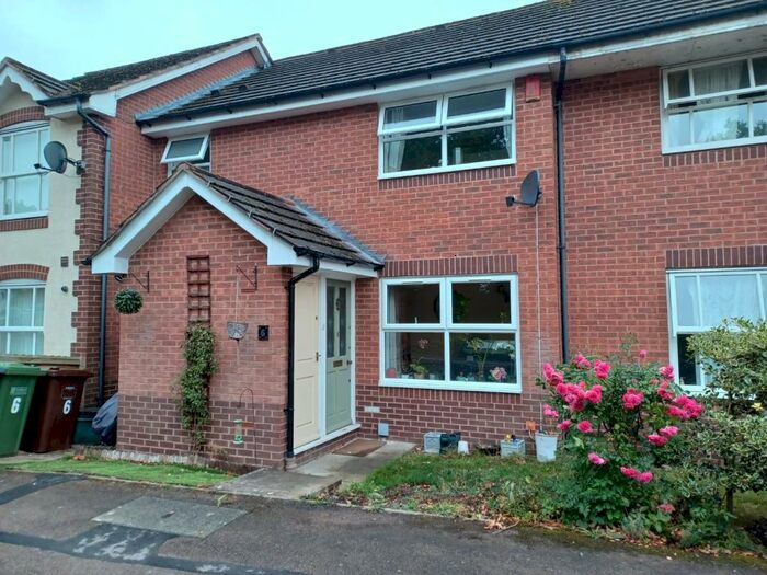 1 Bedroom House To Rent In Oakwood Croft, Hillfield, Solihull, West Midlands, B91