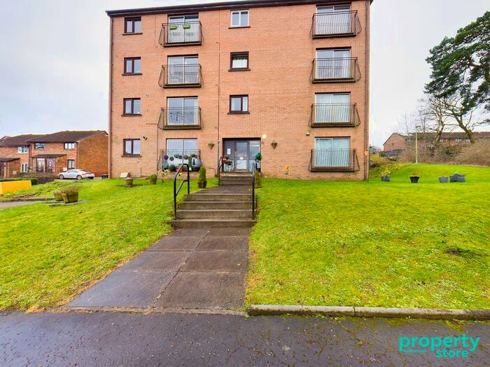 2 Bedroom Flat To Rent In Caithness Road, East Kilbride, South Lanarkshire, G74