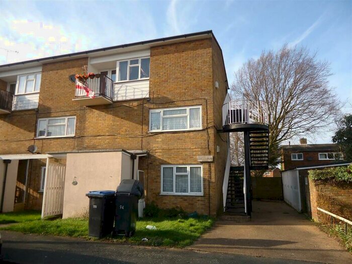 Studio To Rent In Little Brays, Harlow, CM18