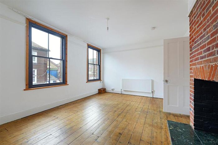 3 Bedroom Apartment To Rent In Limes Place, Preston Street, Faversham, ME13