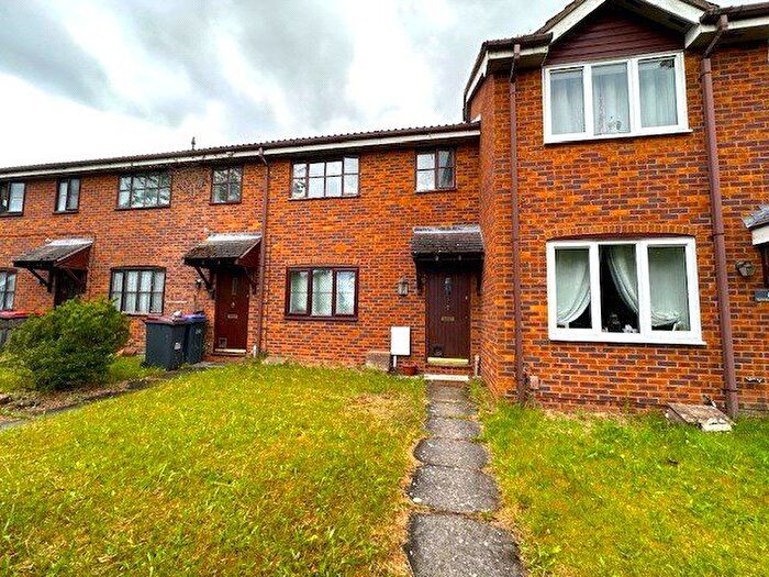 1 Bedroom Flat To Rent In Squirrel Meadow, Telford, Shropshire, TF5