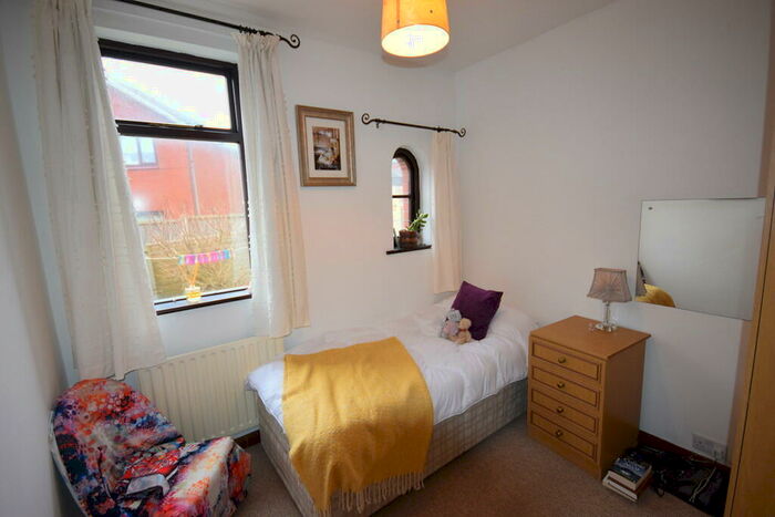 2 Bedroom Ground Flat To Rent In Thurlow Way, Barrow-in-Furness, LA14