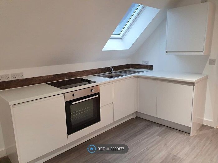 2 Bedroom Flat To Rent In Belmont House, High Wycombe, HP13