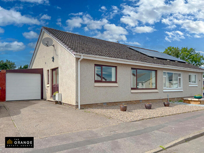3 Bedroom Semi-Detached Bungalow For Sale In Mossmill Park, Fochabers, IV32