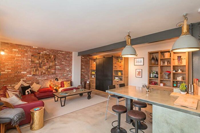 2 Bedroom Apartment To Rent In Camden Street Lofts, Camden Street, B1